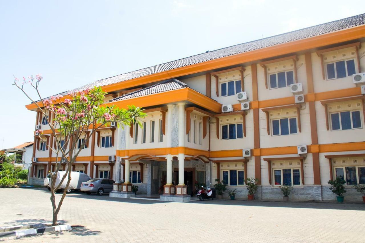 Hotel Wiwi Perkasa 2 Indramayu Εξωτερικό φωτογραφία